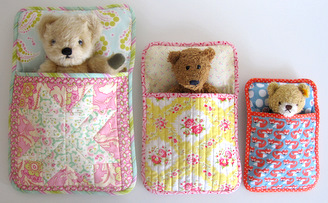 Stuffie Sleeping Bag Tutorial by Flossie Teacakes