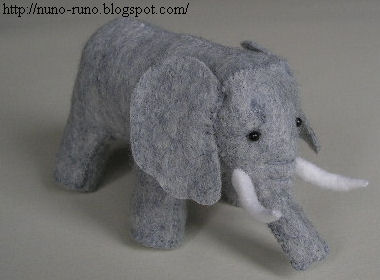 elephant stuffed animal tutorial \ plushiepatterns.com