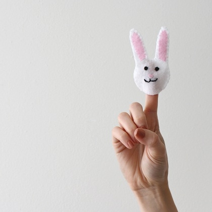 bunny puppet for your finger tutorial / plushie patterns