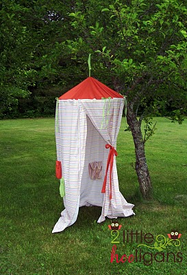 kids play tent tutorial. great for indoors or outdoors | plushiepatterns.com