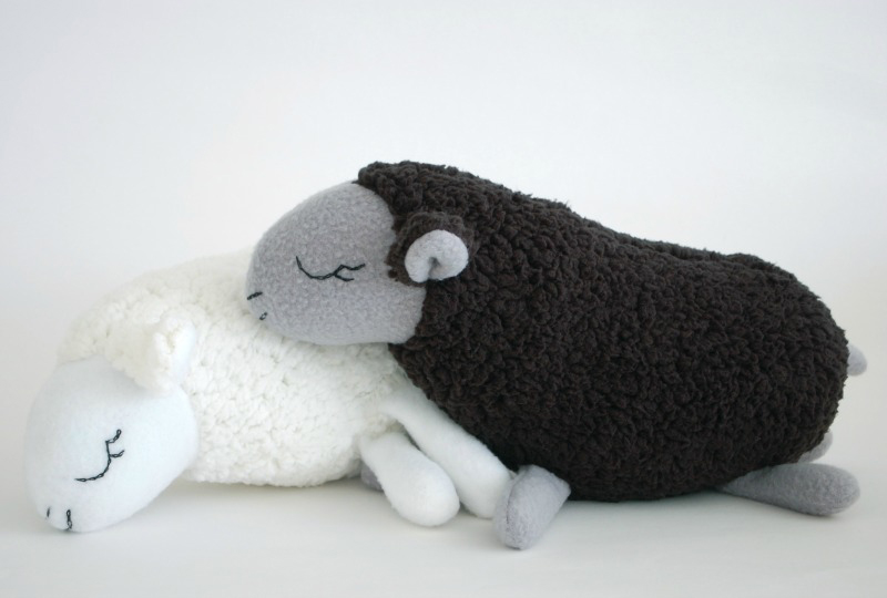 Sheep Tutorial and Template | plushie patterns