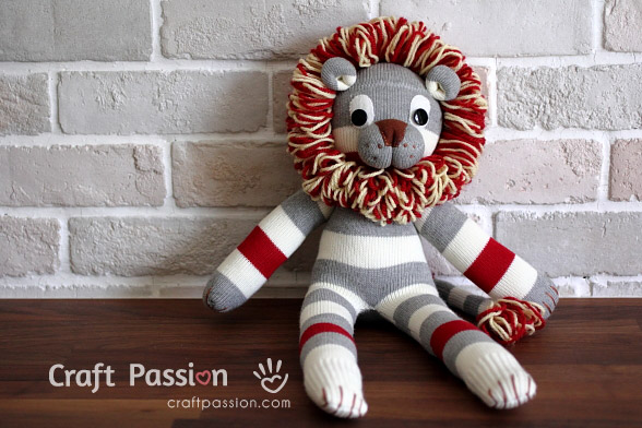 Sew a Sock Lion Free Pattern & Tutorial