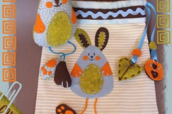 Bunny Plushie Pattern – with floppy feet!