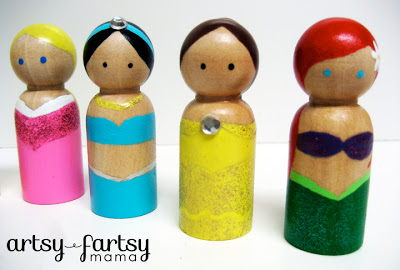 Princess peg dolls- they are wonderful! What a fun idea to make your favorite characters into peg dolls. Perfect combination with the book for a quick present.