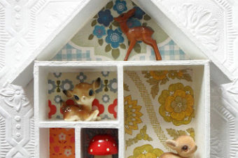 How to Use Wall Paper for Doll Houses